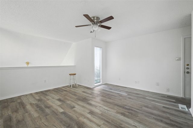 9839 Walnut Street 306, Dallas, TX 75243