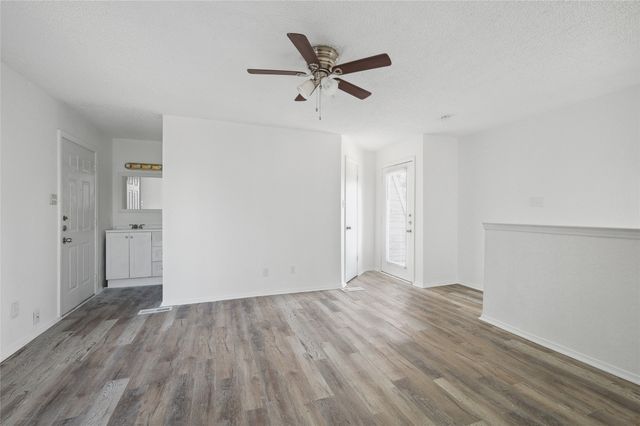 9839 Walnut Street 306, Dallas, TX 75243