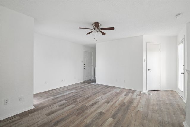 9839 Walnut Street 306, Dallas, TX 75243