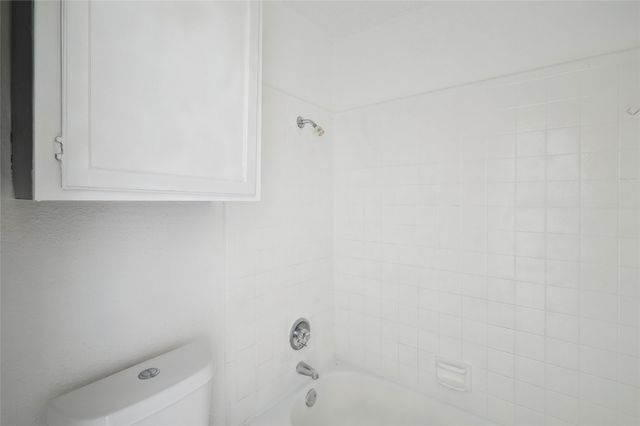 9839 Walnut Street 306, Dallas, TX 75243