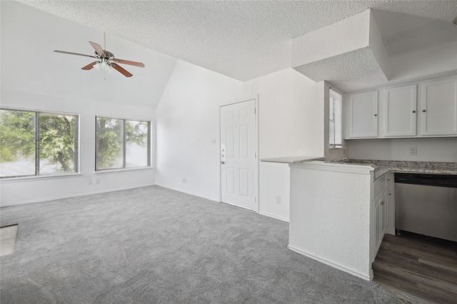 9839 Walnut Street 306, Dallas, TX 75243