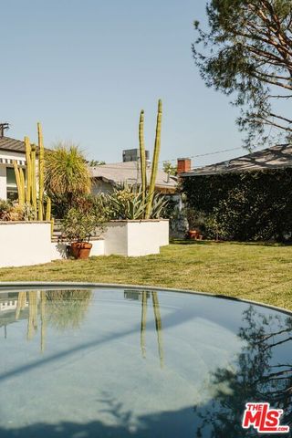 6200 Topeka Drive, Tarzana (los Angeles), CA 91335