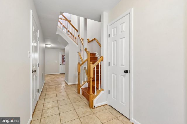 45553 READING TER, Sterling, VA 20166