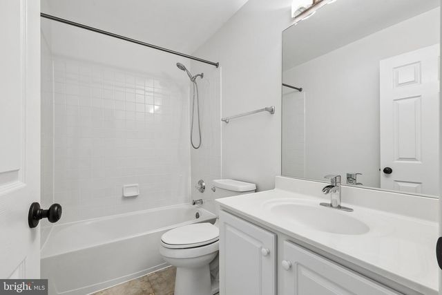 45553 READING TER, Sterling, VA 20166