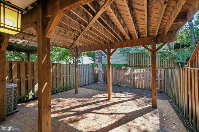 45553 READING TER, Sterling, VA 20166
