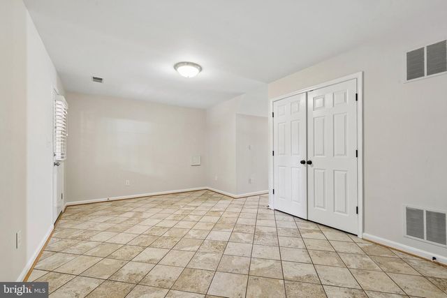 45553 READING TER, Sterling, VA 20166