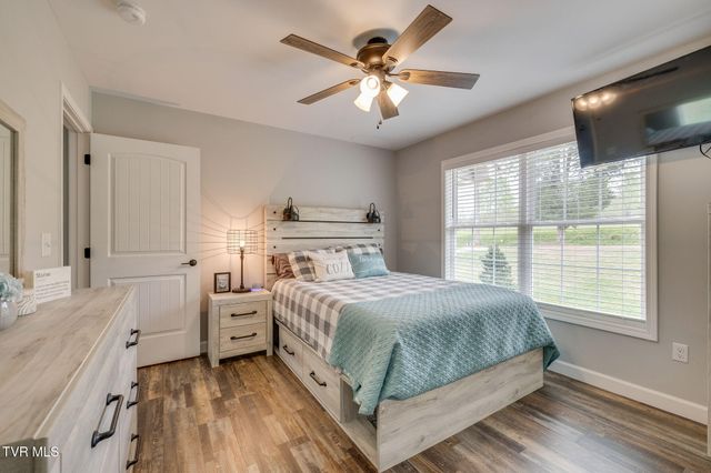 747 North Central Avenue, Church Hill, TN 37642