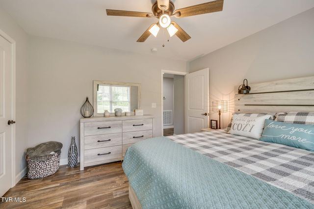 747 North Central Avenue, Church Hill, TN 37642
