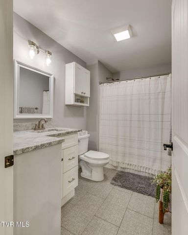 747 North Central Avenue, Church Hill, TN 37642