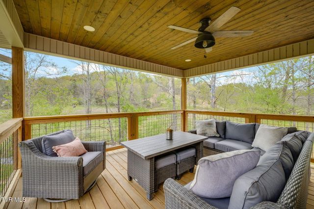 747 North Central Avenue, Church Hill, TN 37642