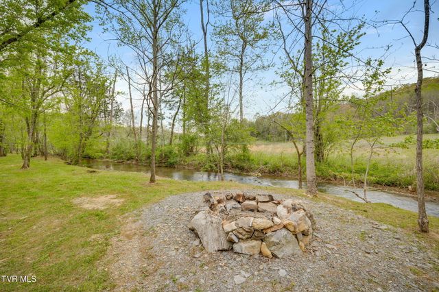 747 North Central Avenue, Church Hill, TN 37642