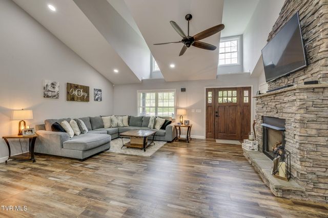 747 North Central Avenue, Church Hill, TN 37642