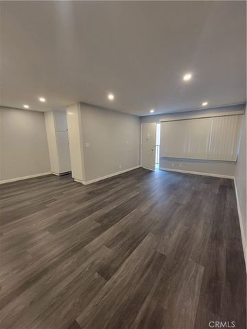 525 Fischer Street 6, Glendale, CA 91205