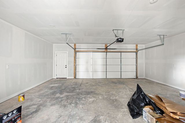 207 Scott St, Dickson, TN 37055