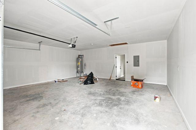 207 Scott St, Dickson, TN 37055
