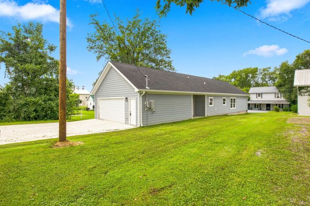 207 Scott St, Dickson, TN 37055
