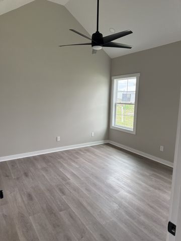 207 Scott St, Dickson, TN 37055