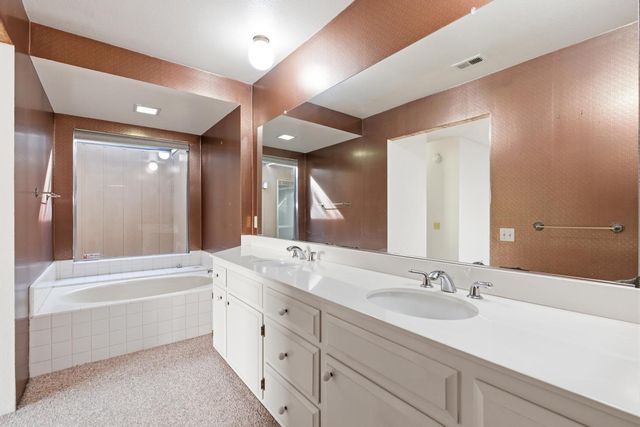 1937 Bur Oak Dr, Modesto, CA 95354