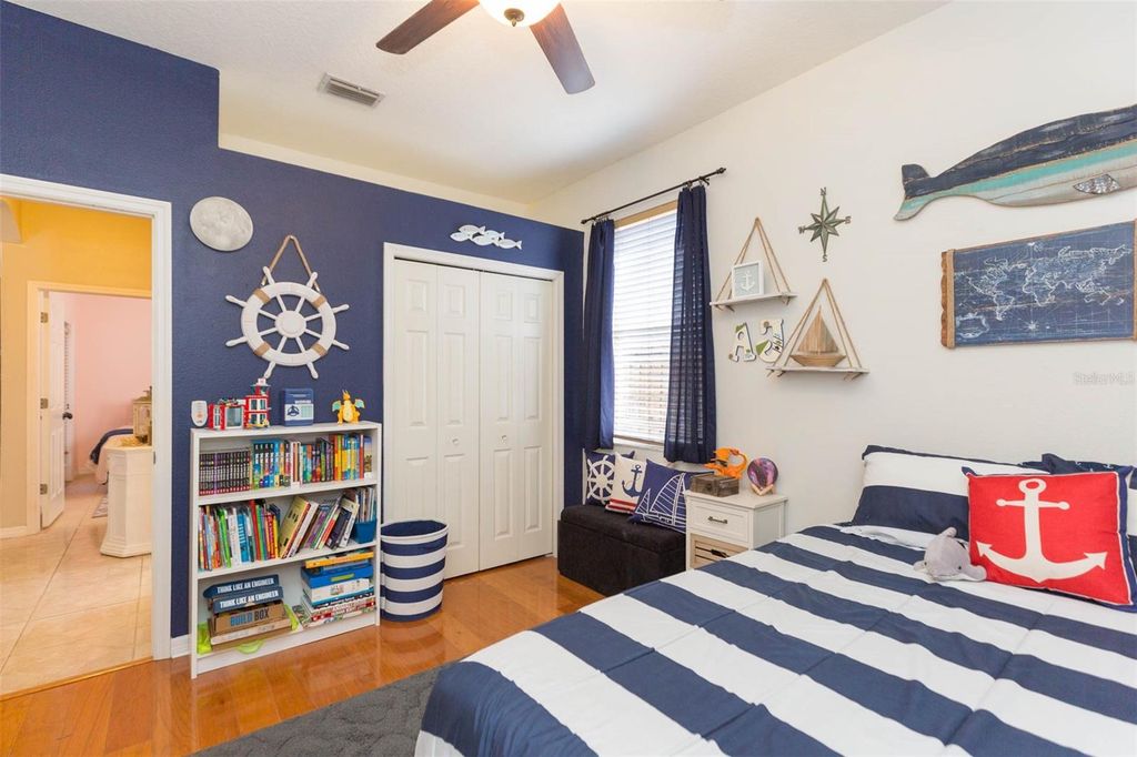 Image 28 of property listing at 7007 POTOMAC CIRCLE, Riverview, FL 33578