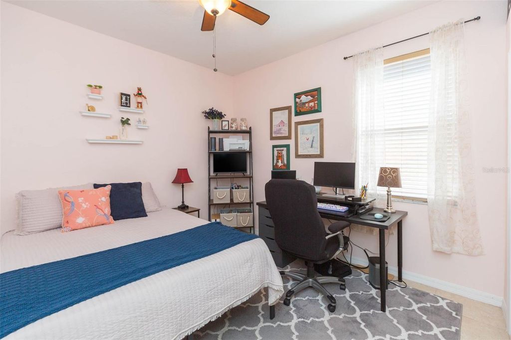 Image 31 of property listing at 7007 POTOMAC CIRCLE, Riverview, FL 33578