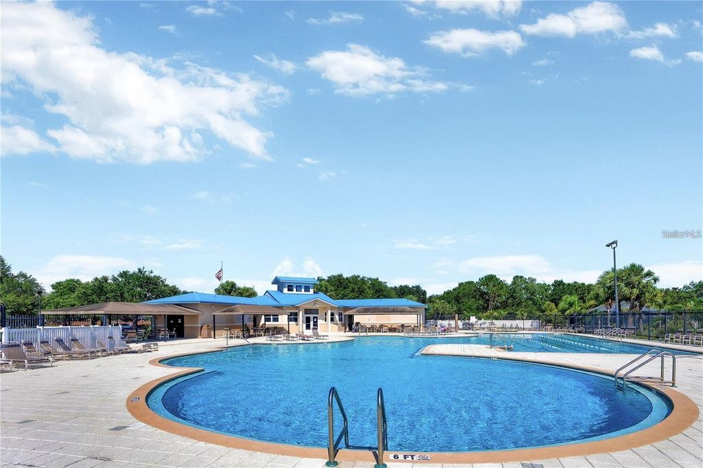 Image 46 of property listing at 7007 POTOMAC CIRCLE, Riverview, FL 33578