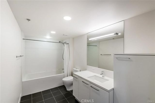 901 S Flower Street 616, Los Angeles, CA 90015