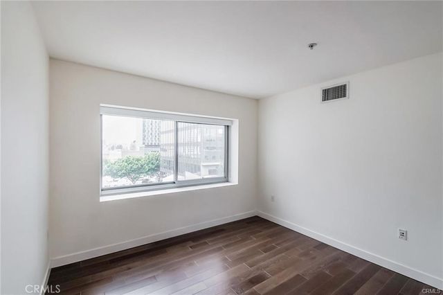 901 S Flower Street 616, Los Angeles, CA 90015