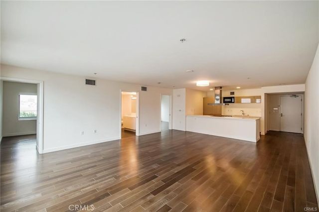 901 S Flower Street 616, Los Angeles, CA 90015