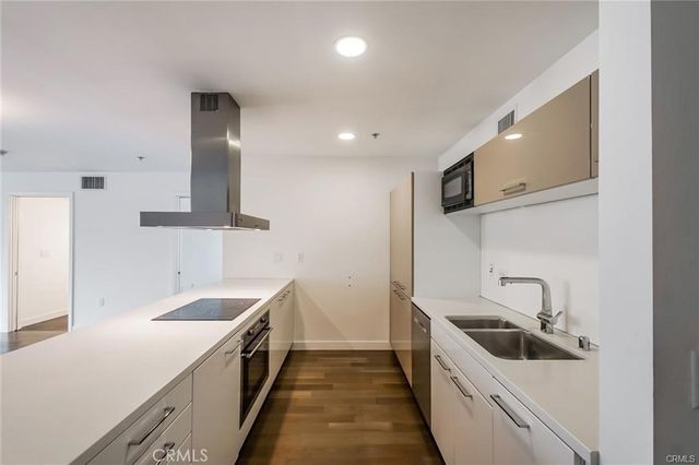 901 S Flower Street 616, Los Angeles, CA 90015