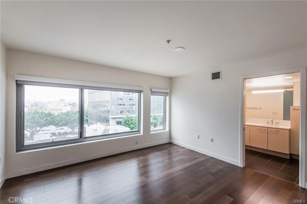 901 S Flower Street 616, Los Angeles, CA 90015