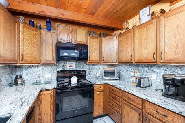 2653 Black Walnut Flats Road, Sevierville, TN 37862