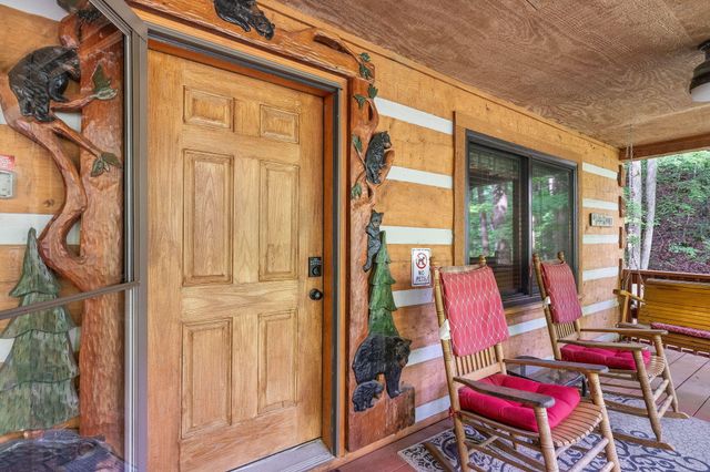 2653 Black Walnut Flats Road, Sevierville, TN 37862