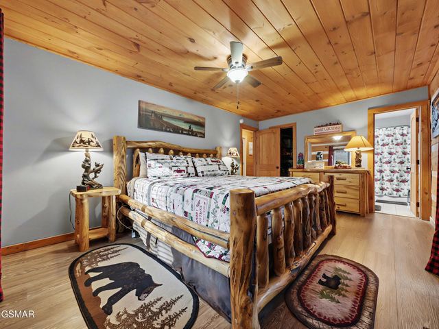 2653 Black Walnut Flats Road, Sevierville, TN 37862