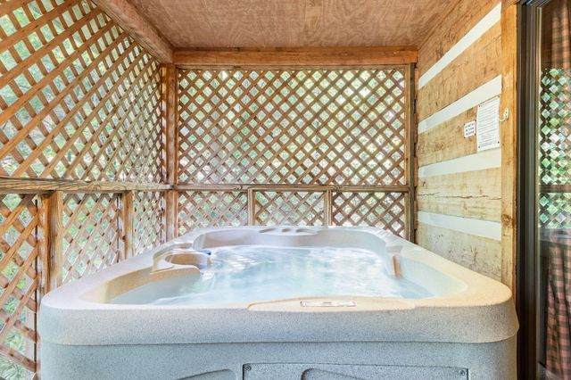 2653 Black Walnut Flats Road, Sevierville, TN 37862