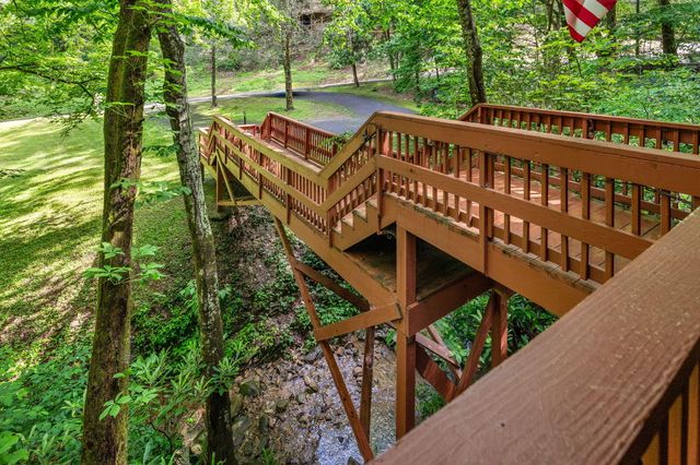 2653 Black Walnut Flats Road, Sevierville, TN 37862