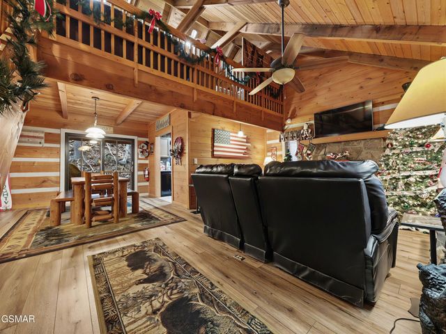 2653 Black Walnut Flats Road, Sevierville, TN 37862