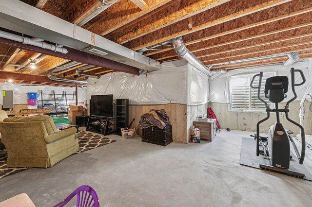 7787 W 105th Place, Crown Point, IN 46307