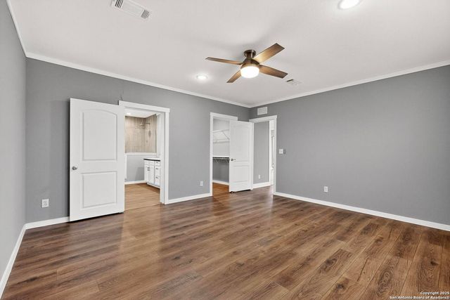 173 MEDINA VERDE DR, Natalia, TX 78059