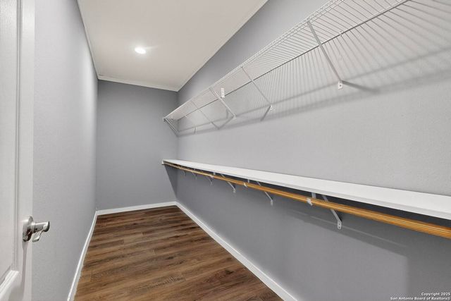 173 MEDINA VERDE DR, Natalia, TX 78059