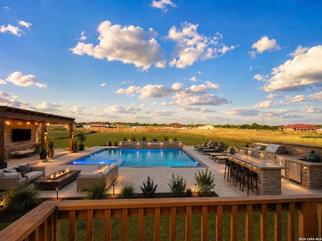 173 MEDINA VERDE DR, Natalia, TX 78059