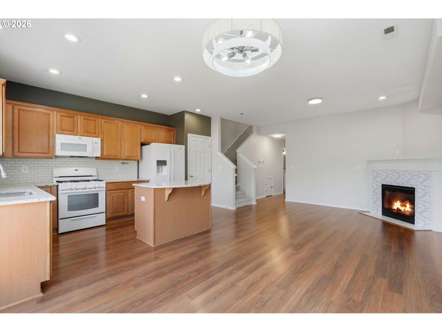 21770 Sw VINTNER Ln, Sherwood, OR 97140