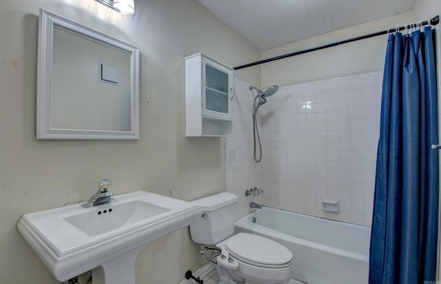 101 River Ridge Road, Little Rock, AR 72227