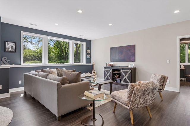 324 Hampton Street, Wayzata, MN 55391