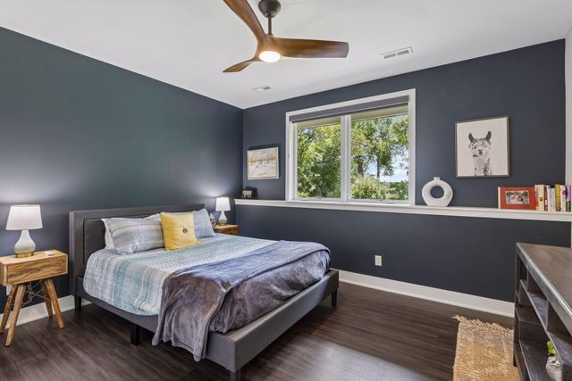 324 Hampton Street, Wayzata, MN 55391