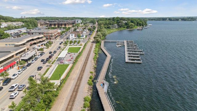 324 Hampton Street, Wayzata, MN 55391