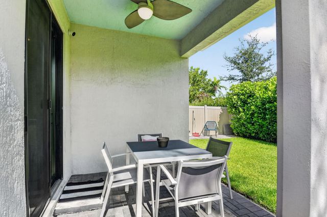 8789 Antarus Drive, Lake Worth, FL 33467