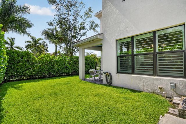 8789 Antarus Drive, Lake Worth, FL 33467