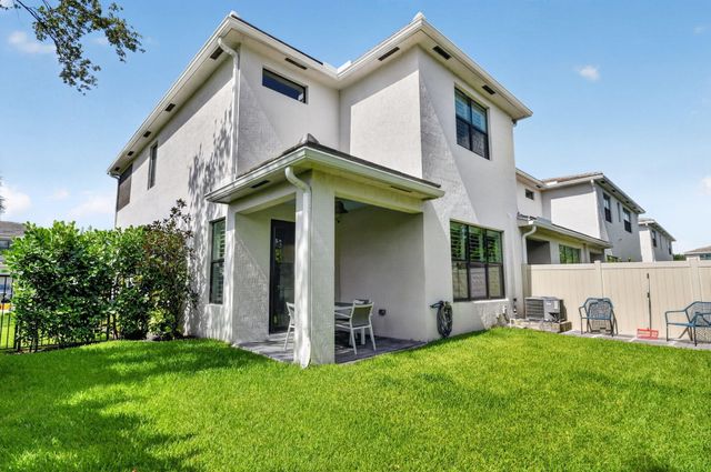 8789 Antarus Drive, Lake Worth, FL 33467