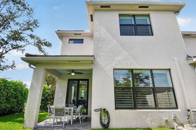 8789 Antarus Drive, Lake Worth, FL 33467