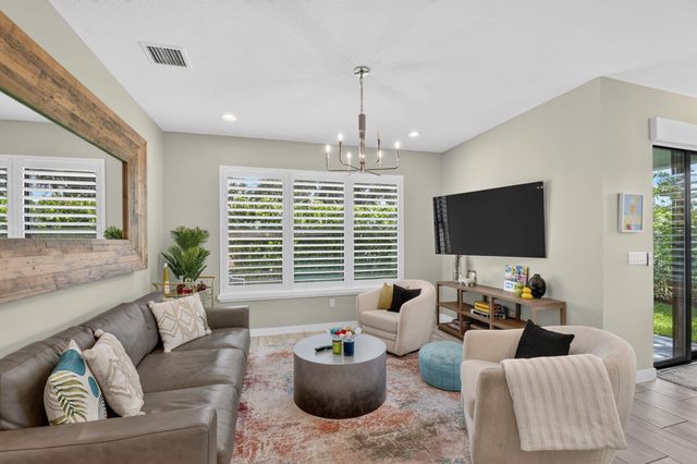 8789 Antarus Drive, Lake Worth, FL 33467